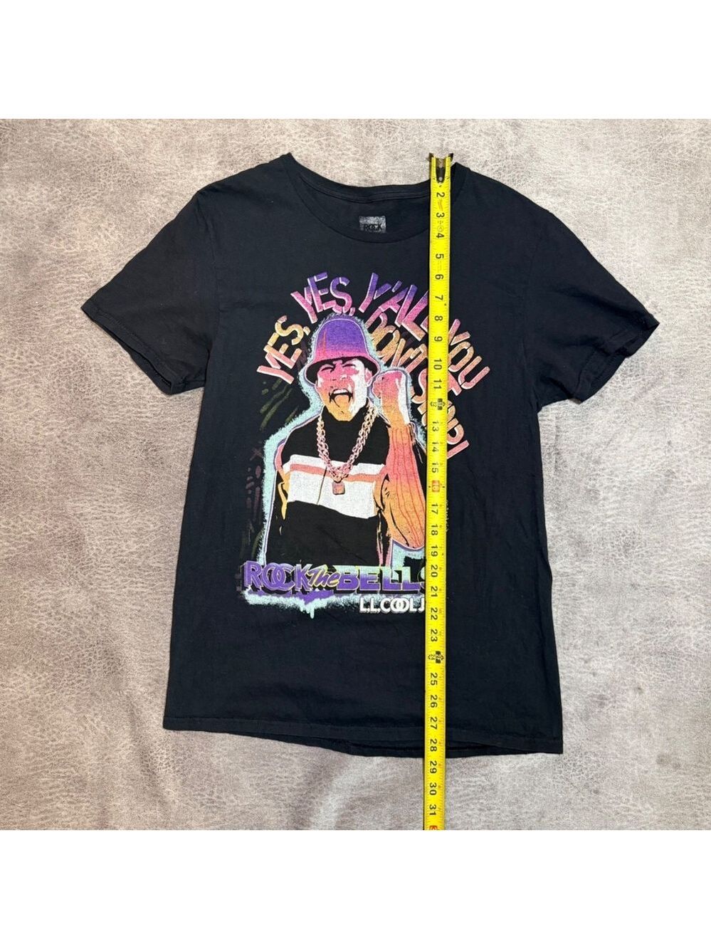 LL Cool J Rock The Bells Graphic Tee Mens Size Medium Black Hip Hop Rap T-Shirt - Picture 4 of 5